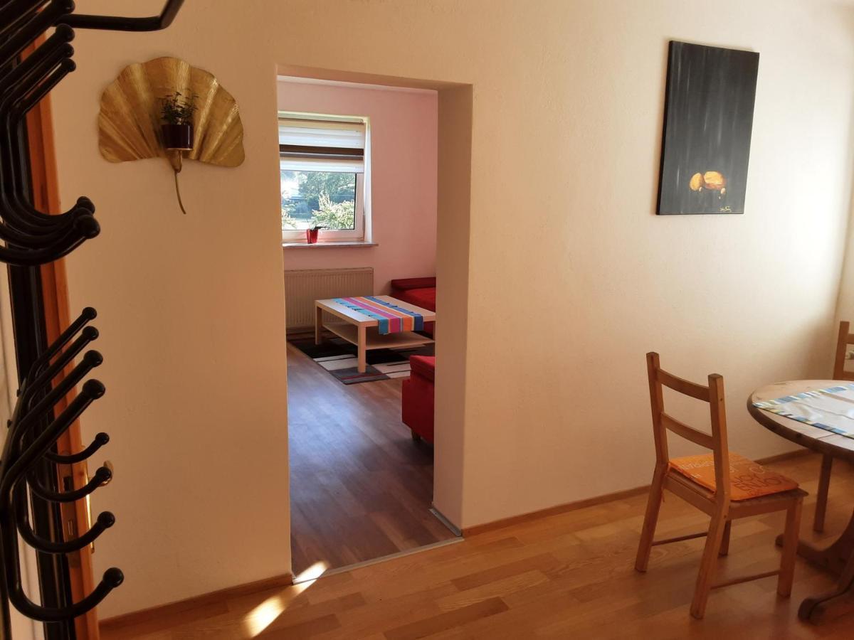 Apartment - Ferienwohnung 2 Treffen Am Ossiachersee Exterior foto